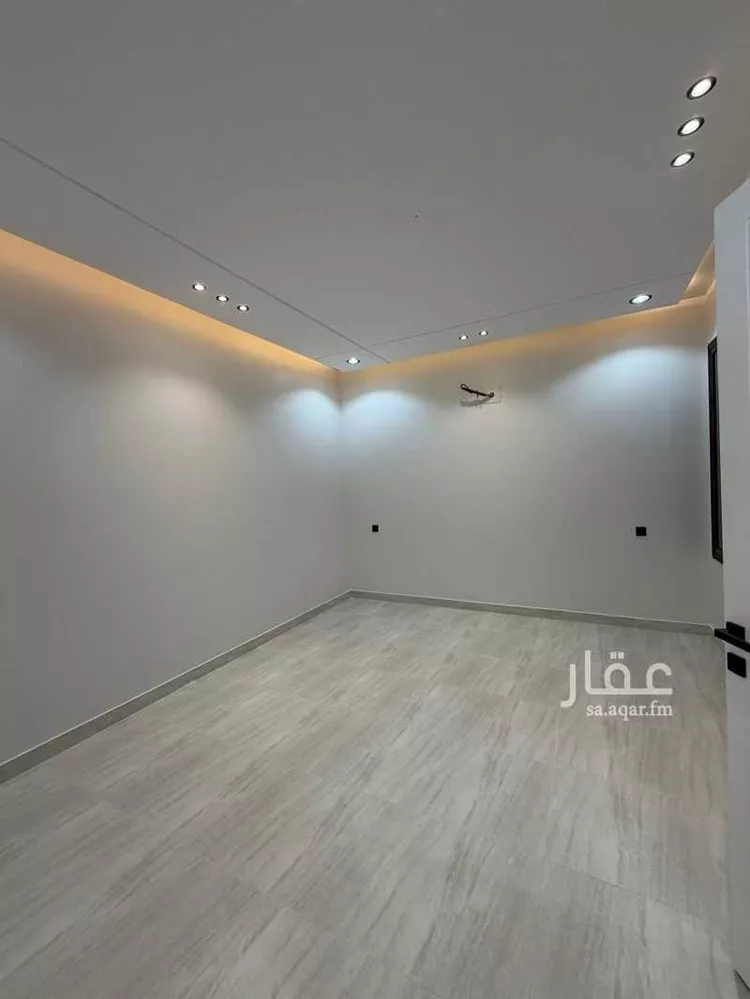 Apartment for Sale in Khamis Mushait Ar Rabie 13