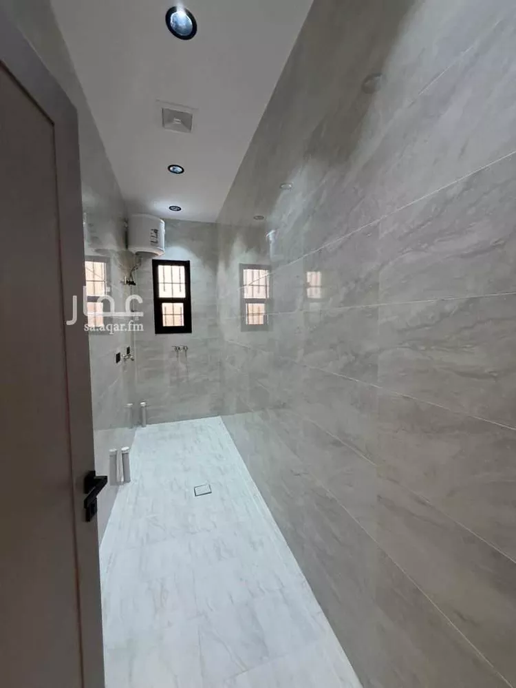 شقة للبيع في شارع ادهم بن حظرة, حي الشرف, مدينة خميس مشيط, منطقة عسير 10