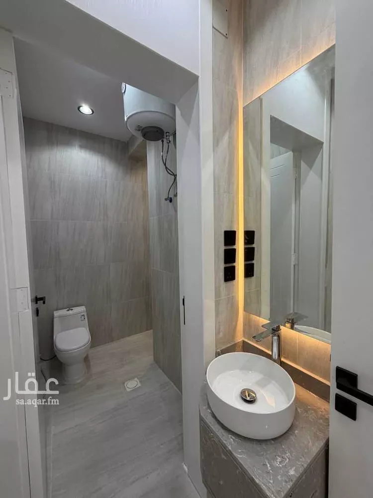 Apartment for Sale in Khamis Mushait Ar Rabie 15