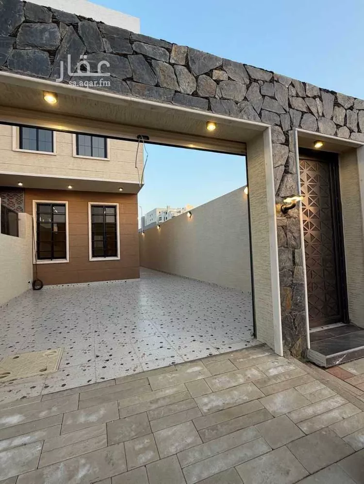 شقة للبيع في شارع فارية, حي الغدير, مدينة أبها, منطقة عسير صورة 4