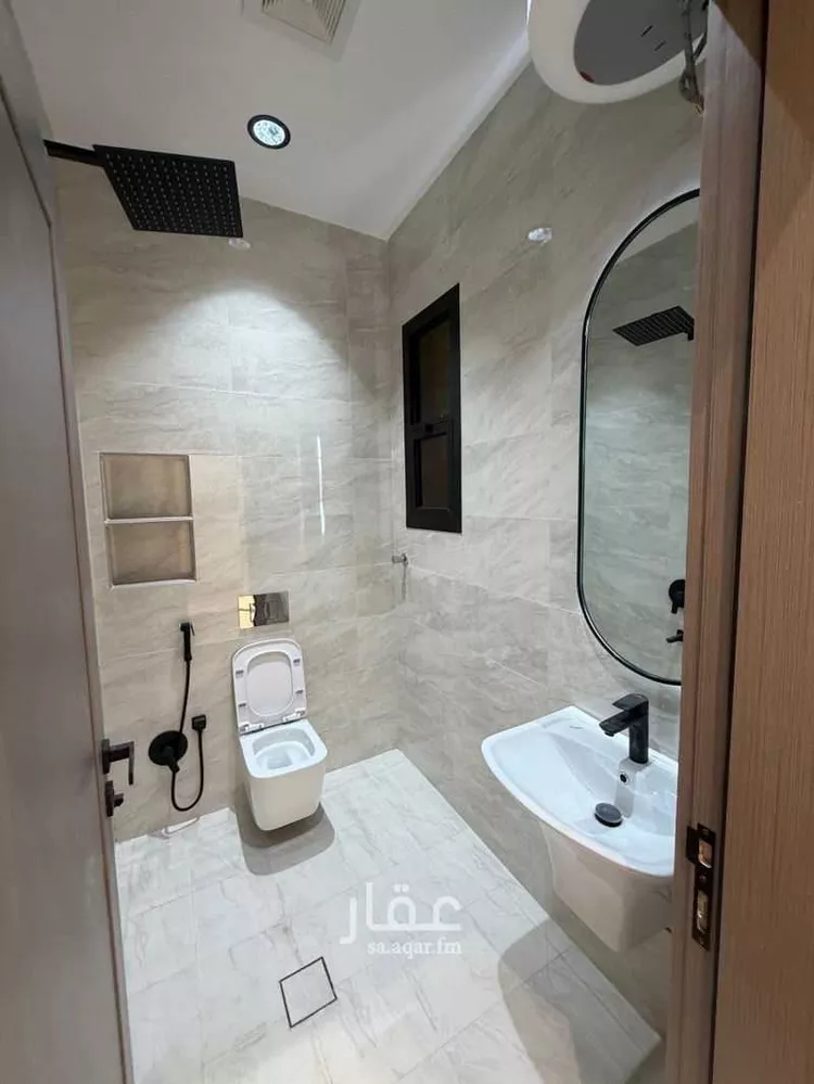شقة للبيع في شارع عمر ابن عبدالعزيز, حي الشرف, مدينة خميس مشيط, منطقة عسير 11