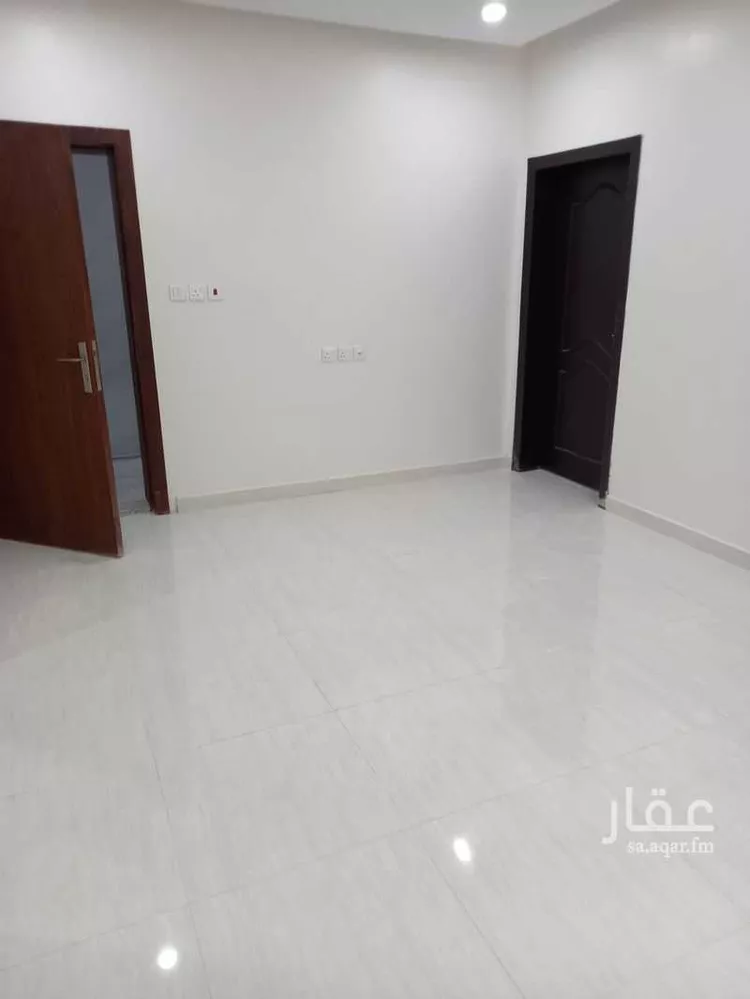 عمارة للإيجار في شارع خالد ابن سعيد ابن العاص, حي القادسية, مدينة الدمام, المنطقة الشرقية صورة 5