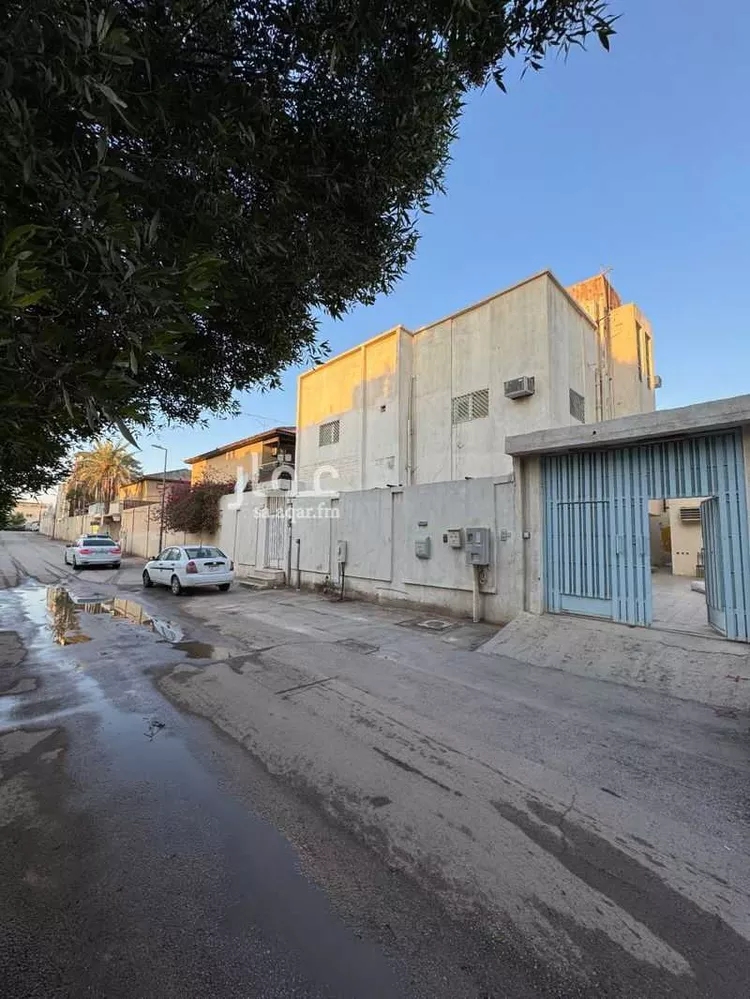 فيلا للبيع في شارع سفيان بن قيس, حي الورود, مدينة الرياض, منطقة الرياض صورة 2