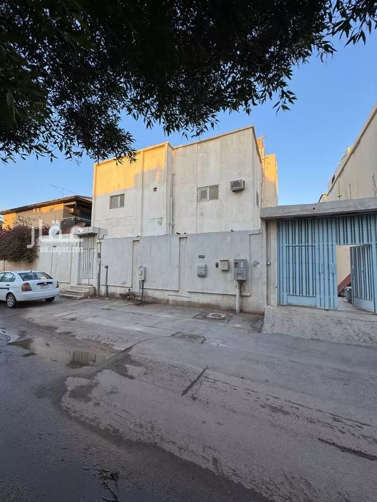 فيلا للبيع في شارع سفيان بن قيس, حي الورود, مدينة الرياض, منطقة الرياض صورة 3