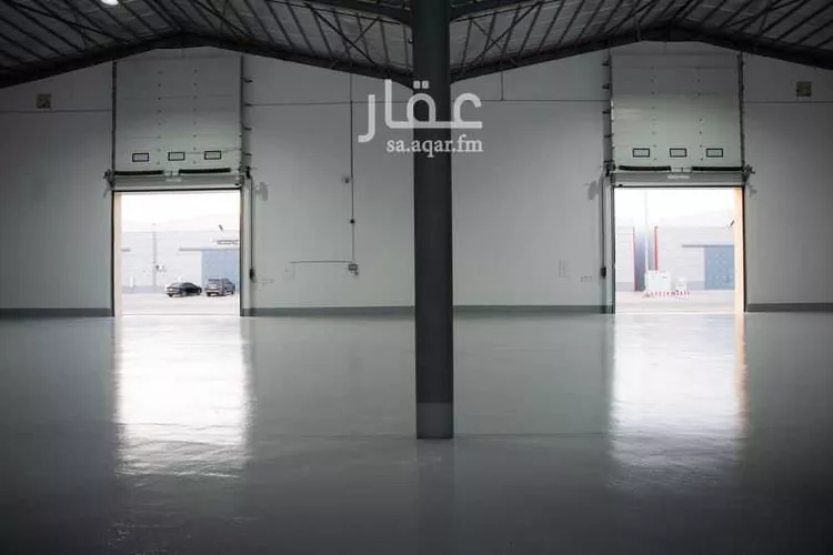 مستودع للإيجار في شارع أحمد الخلال ، حي خشم العان ، الرياض ، منطقة الرياض صورة 3