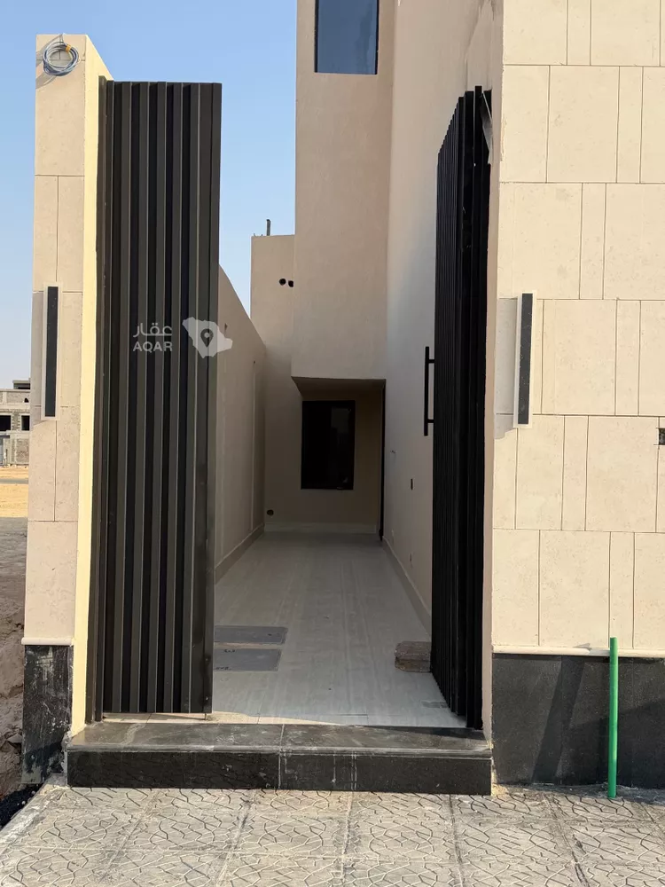 فيلا للبيع في شارع 31409952, حي النظيم, مدينة الرياض, منطقة الرياض 18