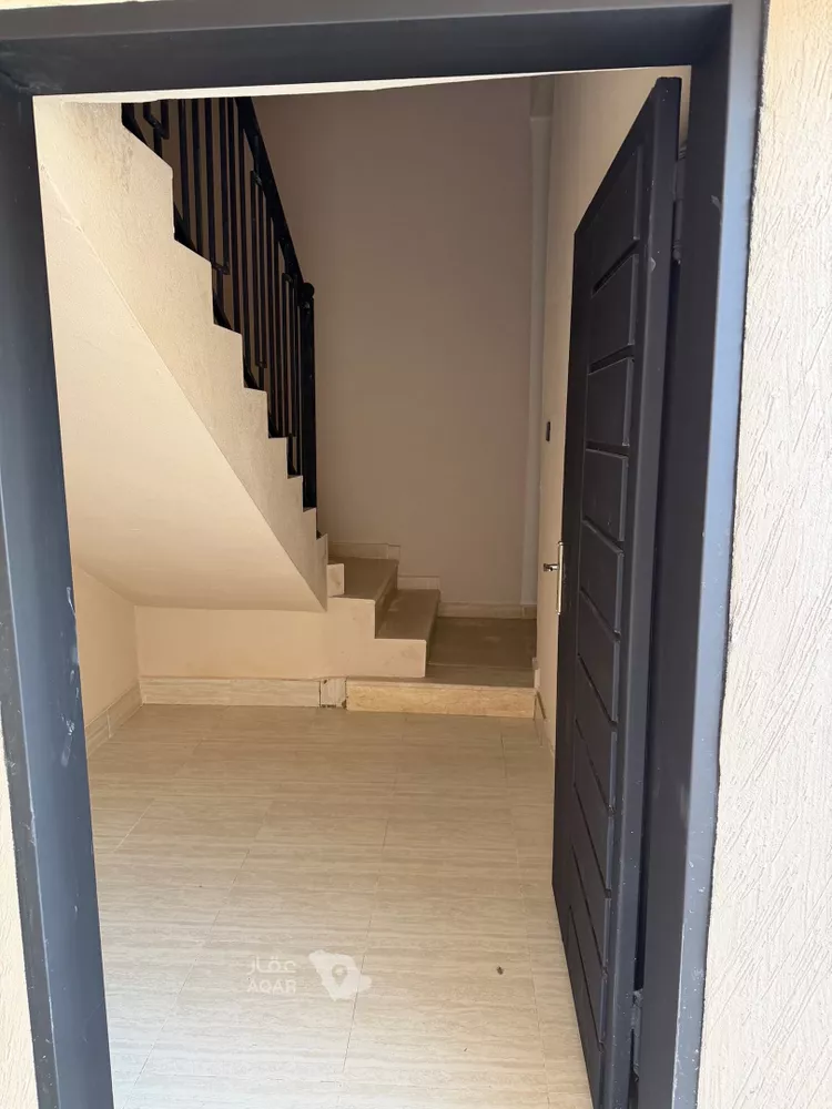 فيلا للبيع في شارع 31409952, حي النظيم, مدينة الرياض, منطقة الرياض 10