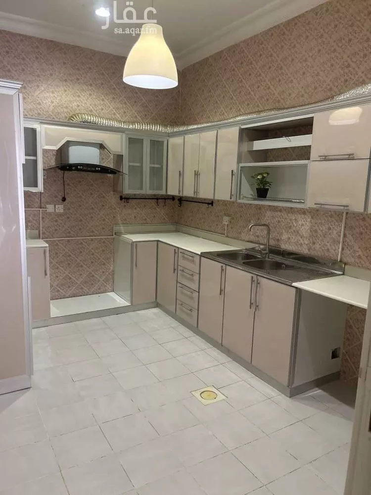دور للإيجار في شارع الساعد, حي ظهرة البديعة, مدينة الرياض, منطقة الرياض 8