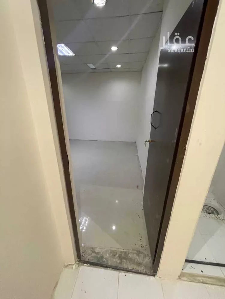 عمارة للإيجار في شارع محمد الجياني, حي الرفيعة, مدينة الرياض, منطقة الرياض صورة 2