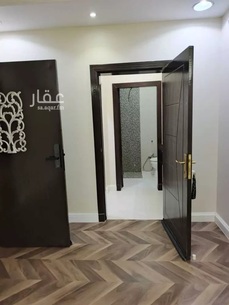شقة للإيجار في شارع محمد بن يزيد الثمالي بن المبرد, حي القيروان, مدينة الرياض, منطقة الرياض