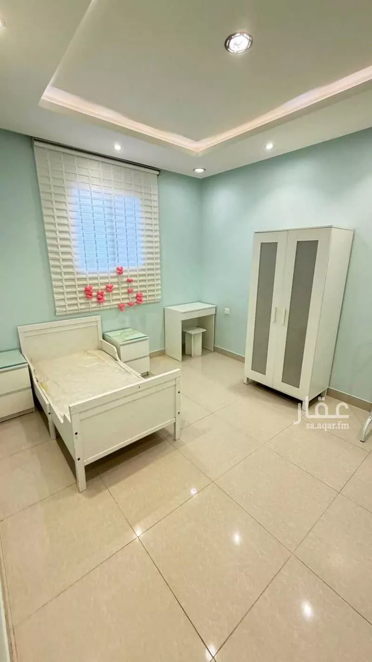 فيلا للإيجار في شارع رقم 301, حي الملقا, مدينة الرياض, منطقة الرياض 8