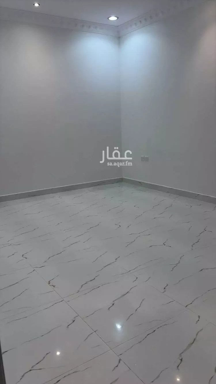 دور للإيجار في شارع أحمد الحفرواي, حي القيروان, مدينة الرياض, منطقة الرياض 6