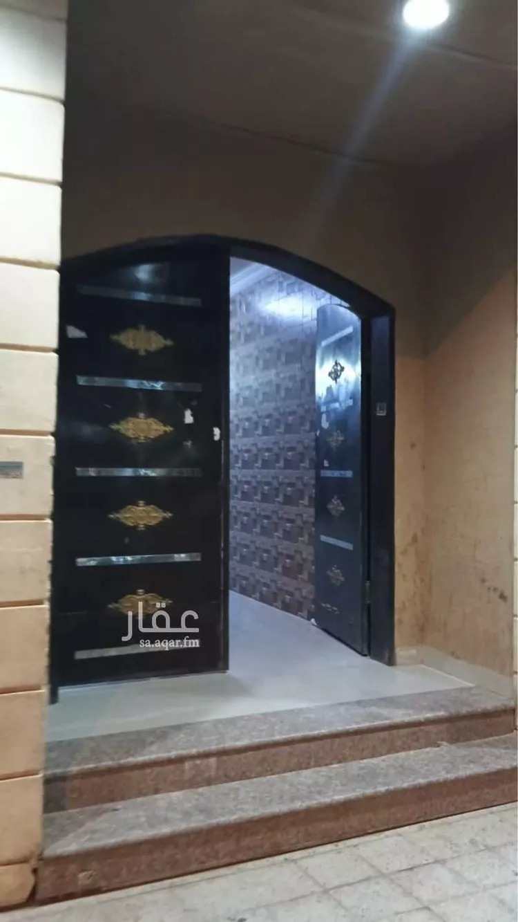 عمارة للبيع في شارع رقم 208, حي ظهرة لبن, مدينة الرياض, منطقة الرياض صورة 2