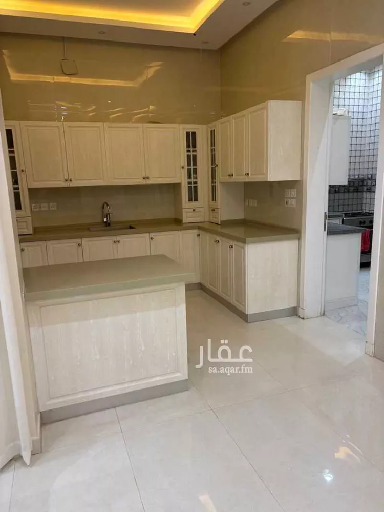 فيلا للإيجار في شارع عبدالله بن نافع, حي القيروان, مدينة الرياض, منطقة الرياض صورة 5