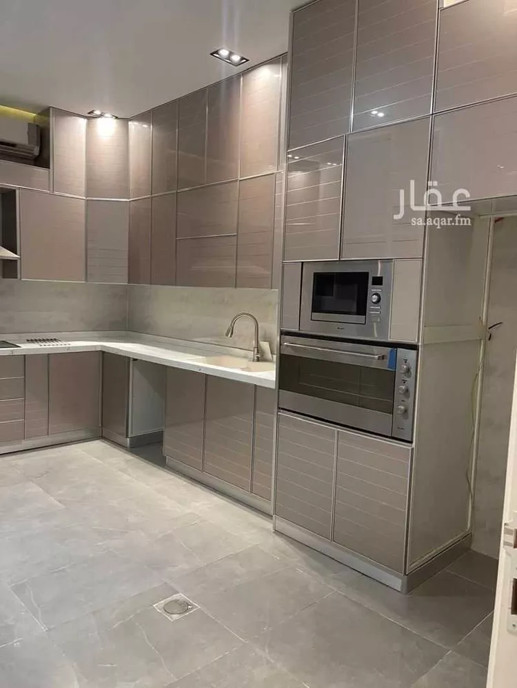 فيلا للإيجار في شارع عبدالكريم سلمان, حي العارض, مدينة الرياض, منطقة الرياض صورة 4