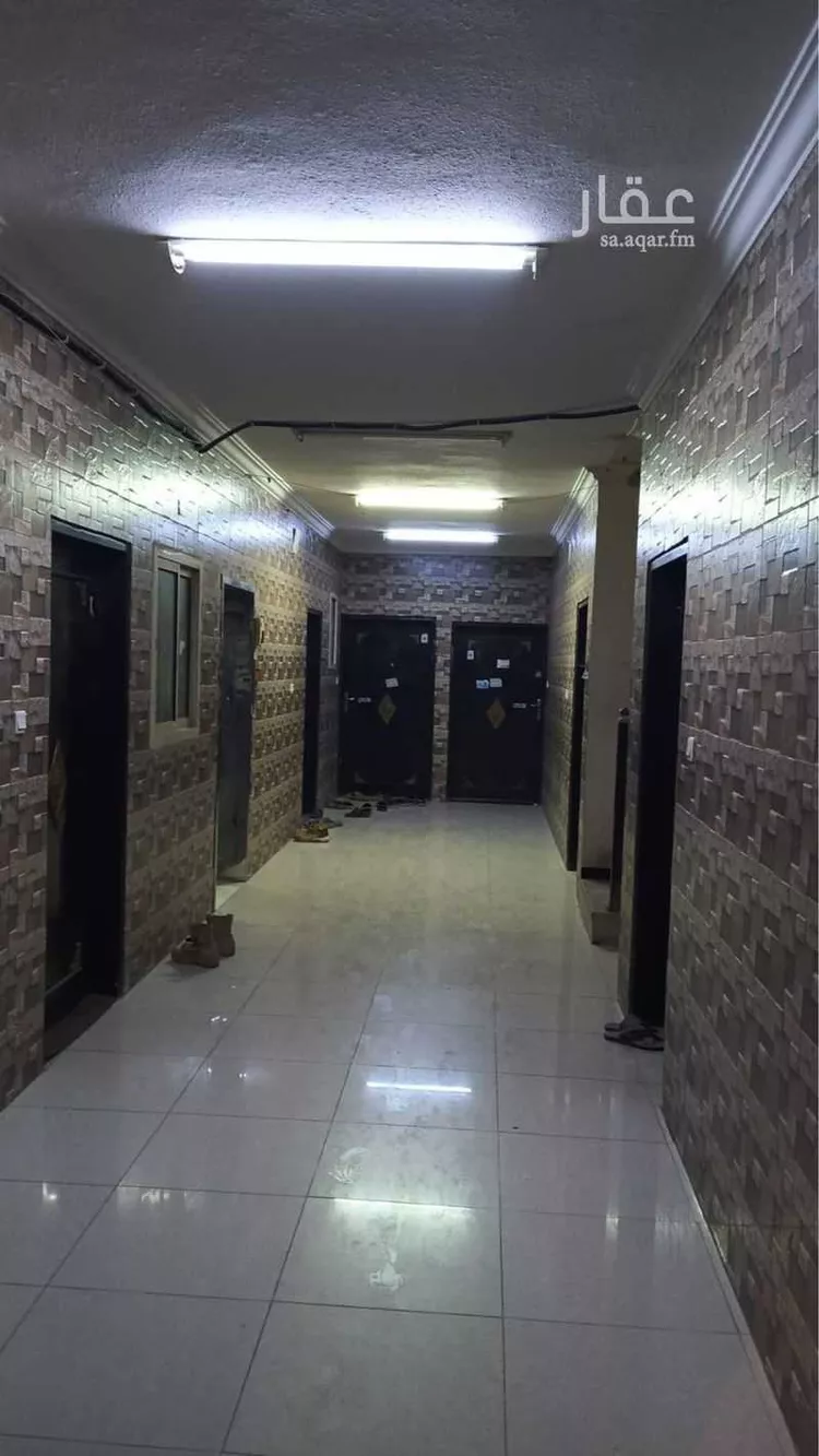 عمارة للبيع في شارع رقم 208, حي ظهرة لبن, مدينة الرياض, منطقة الرياض صورة 3