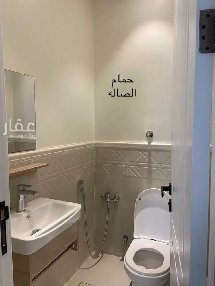 فيلا للإيجار في شارع فضاله الاسدي, حي القيروان, مدينة الرياض, منطقة الرياض