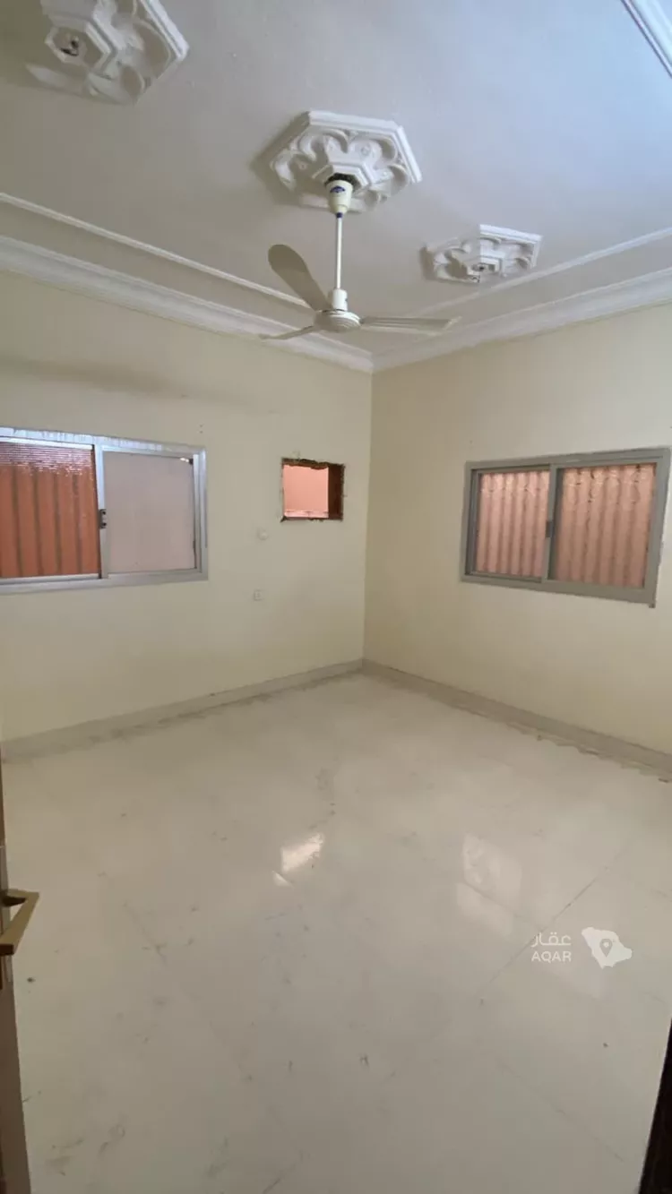 Floor for Rent in Taif Al Faisaliah 7