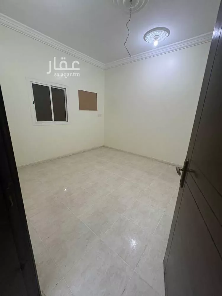 شقة للإيجار في شارع ابن المكسر ، حي الصالحية ، جدة ، جدة