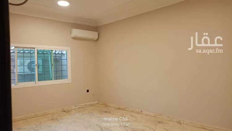 فيلا للإيجار في شارع ربيعة الثقفي, حي النزهة, مدينة الرياض, منطقة الرياض صورة 3