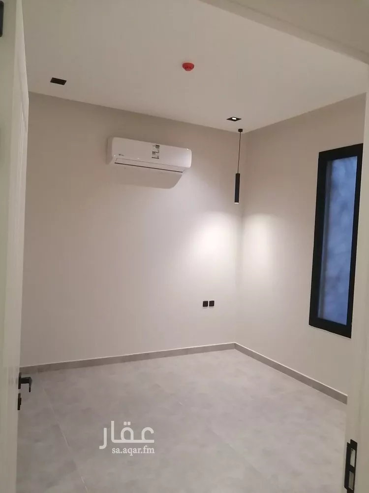عمارة للبيع في شارع بجاد المخزومي, حي الضباط, مدينة الرياض, منطقة الرياض 23