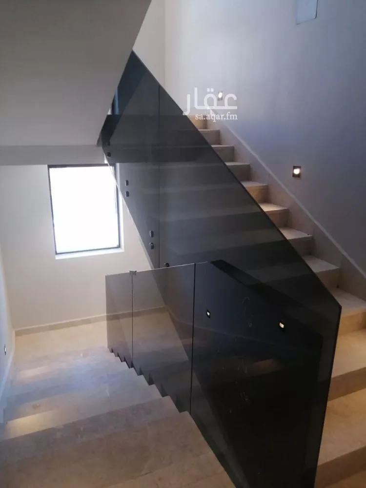 عمارة للبيع في شارع طريق الملك عبدالعزيز, حي الضباط, مدينة الرياض, منطقة الرياض صورة 5