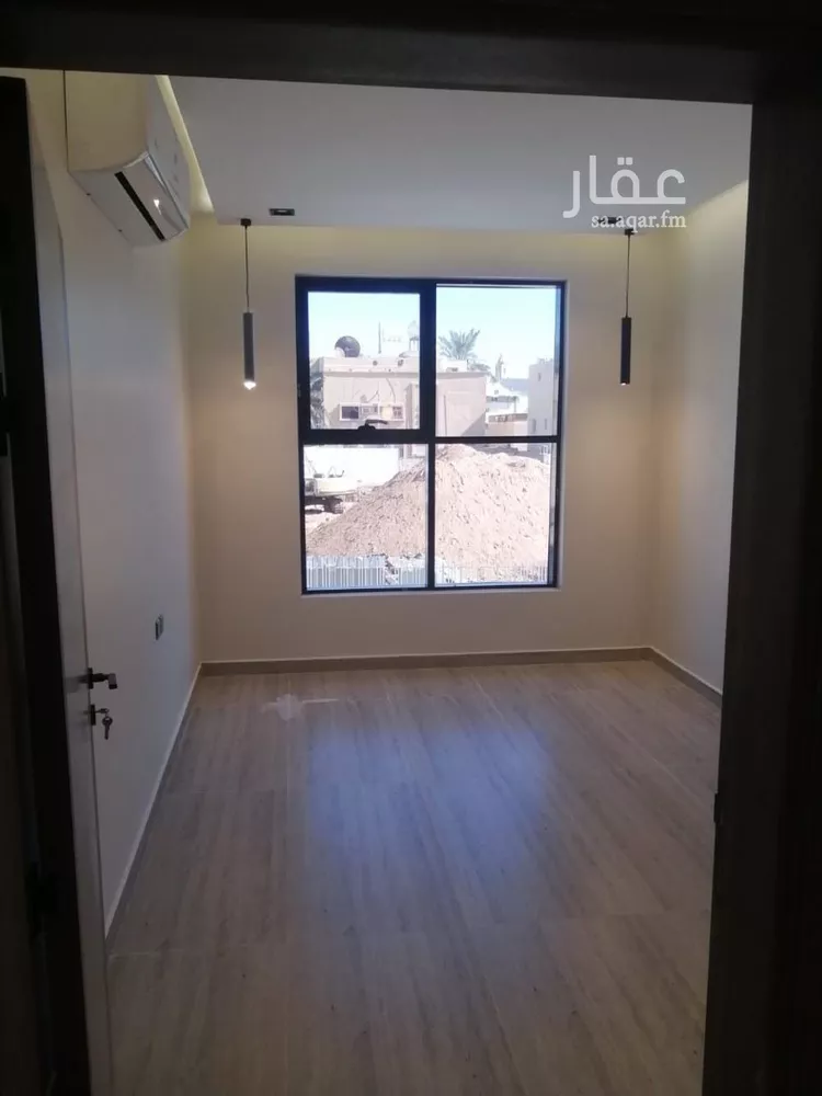 عمارة للبيع في شارع ابن طاووس, حي الضباط, مدينة الرياض, منطقة الرياض 9