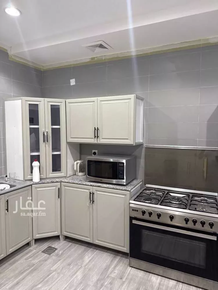 فيلا للإيجار في شارع عبدالرحمن العمادي ، حي مطار الملك خالد الدولي ، الرياض ، منطقة الرياض صورة 5