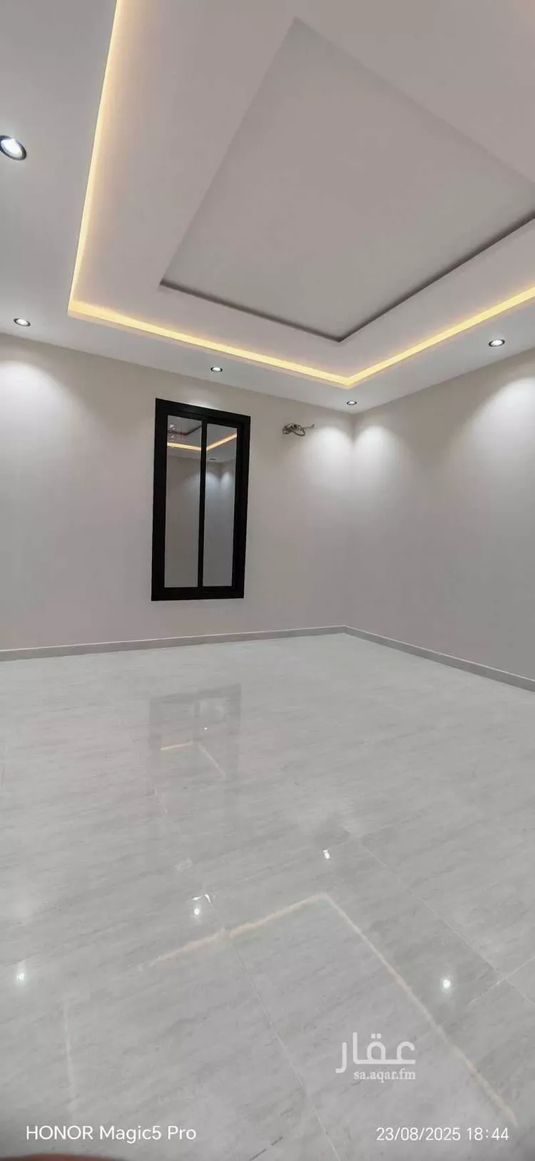 فيلا للبيع في شارع  عبدالله ابن سراج, حي الفلاح, مدينة جدة, منطقة مكة المكرمة صورة 2
