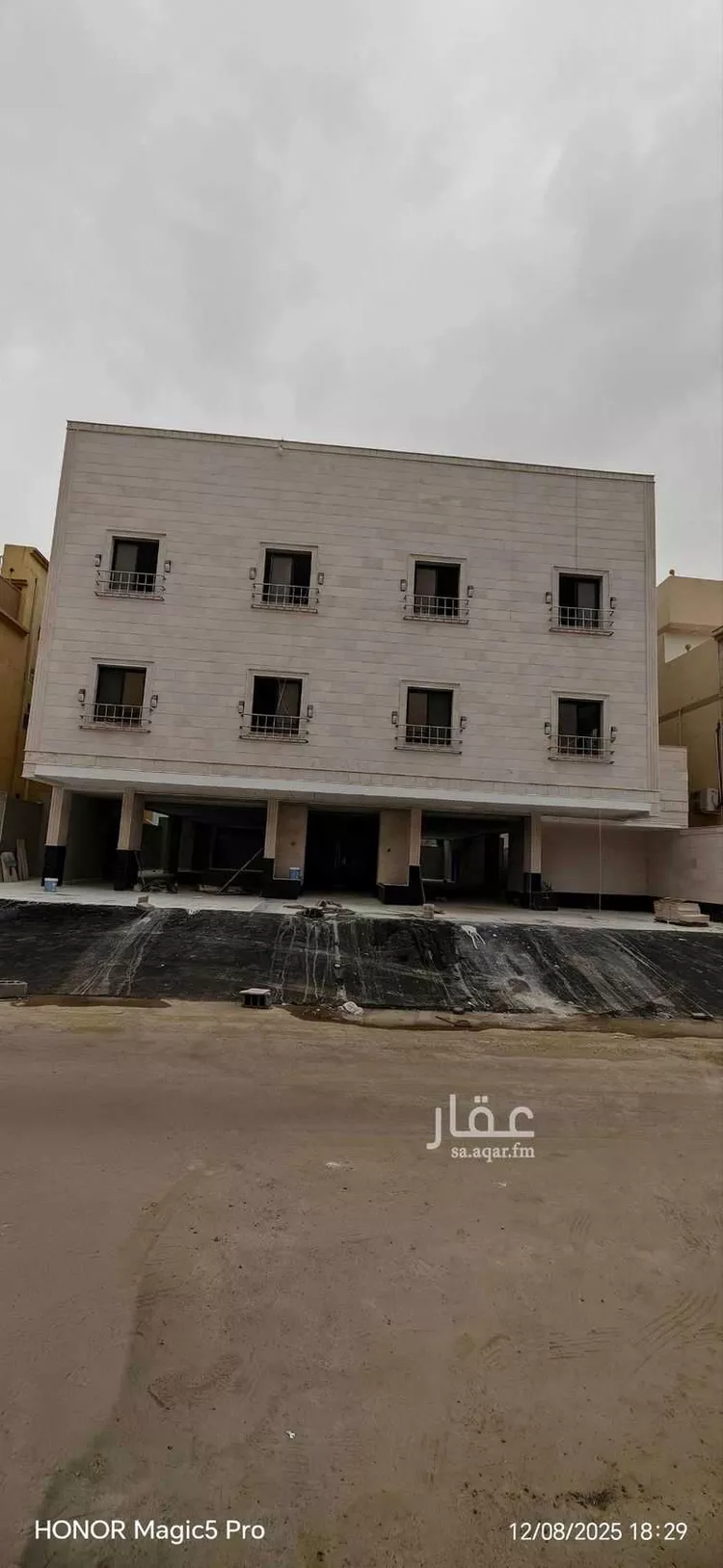 عمارة للبيع في شارع أحمد المنقور, حي الصالحية, مدينة جدة, منطقة مكة المكرمة