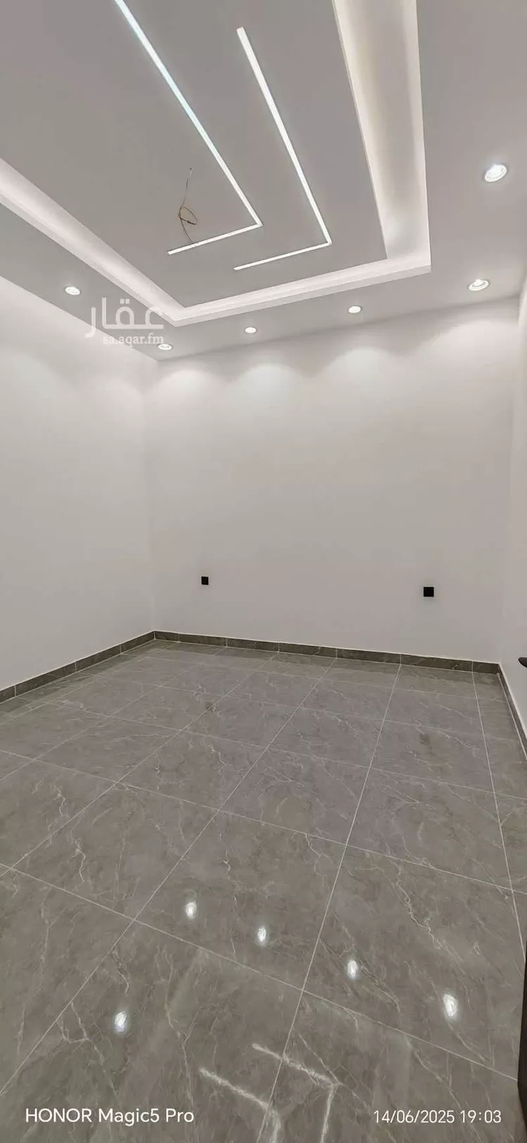 دور للبيع في شارع صالح الزايدي, حي الصالحية, مدينة جدة, منطقة مكة المكرمة صورة 2