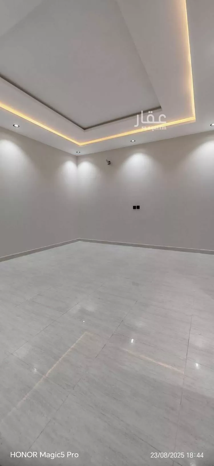 فيلا للبيع في شارع  عبدالله ابن سراج, حي الفلاح, مدينة جدة, منطقة مكة المكرمة صورة 5