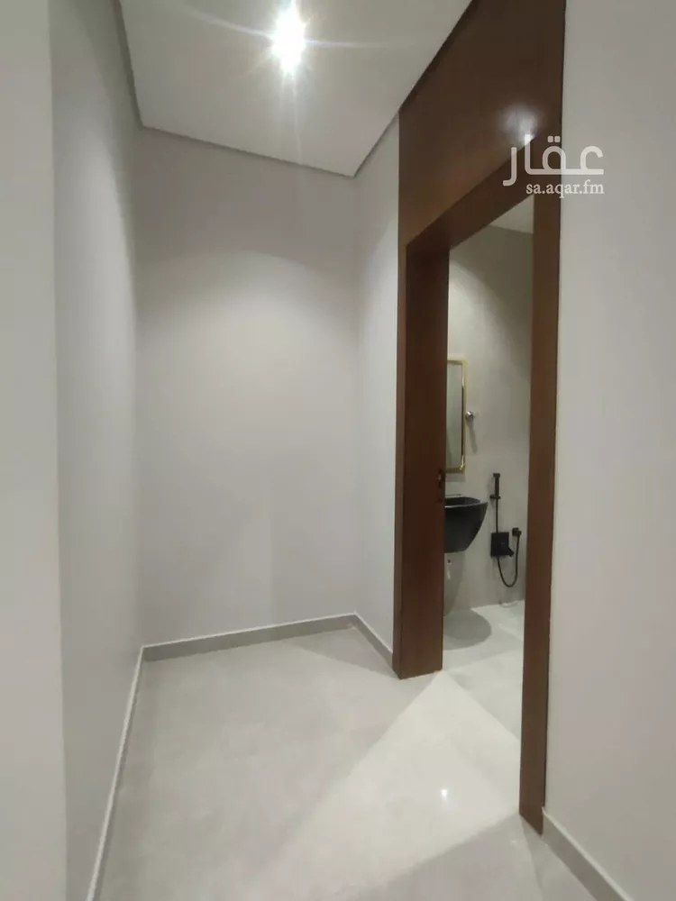 فيلا للبيع في شارع وادى الساحل, حي الرمال, مدينة الرياض, منطقة الرياض صورة 2