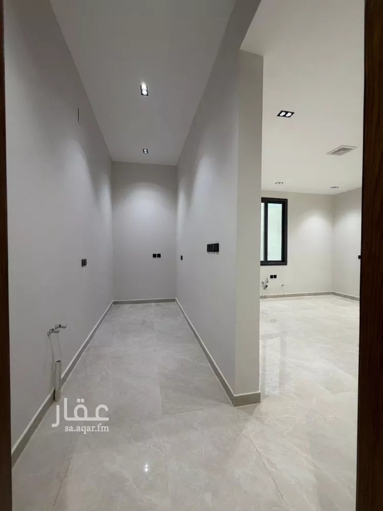 فيلا للبيع في شارع وادى الساحل, حي الرمال, مدينة الرياض, منطقة الرياض صورة 4