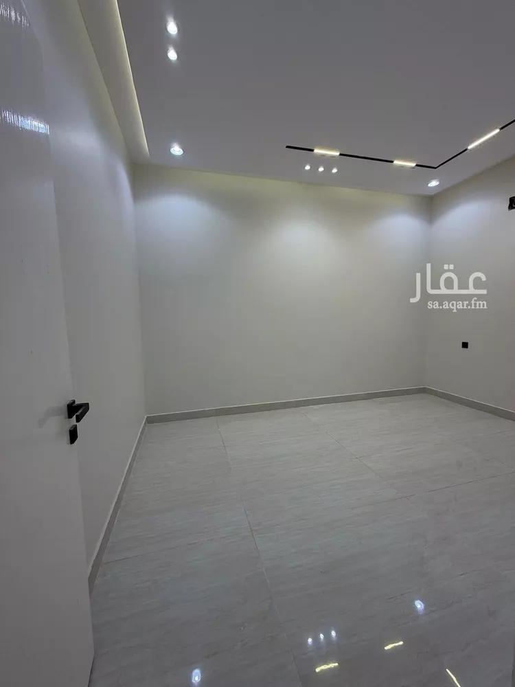 دور للبيع في شارع 303, حي الجنادرية, مدينة الرياض, منطقة الرياض 7