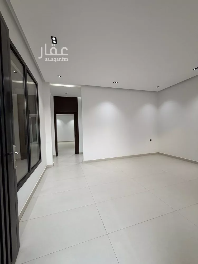 دور للبيع في شارع السحابين, حي الرمال, مدينة الرياض, منطقة الرياض صورة 4