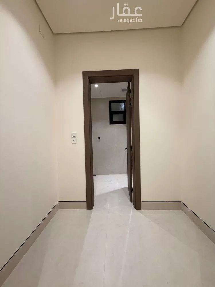 Floor for Sale in Riyadh Al Maizilah 13