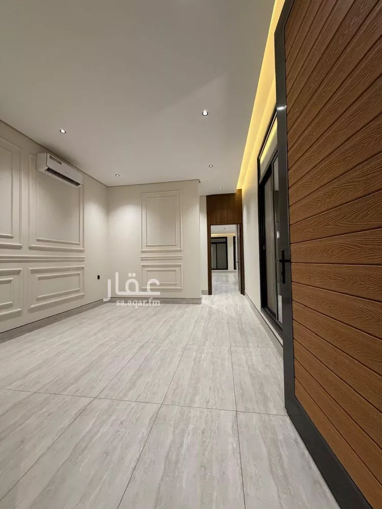 فيلا للبيع في شارع حسن سعيد المخرج, حي المعيزيلة, مدينة الرياض, منطقة الرياض 11