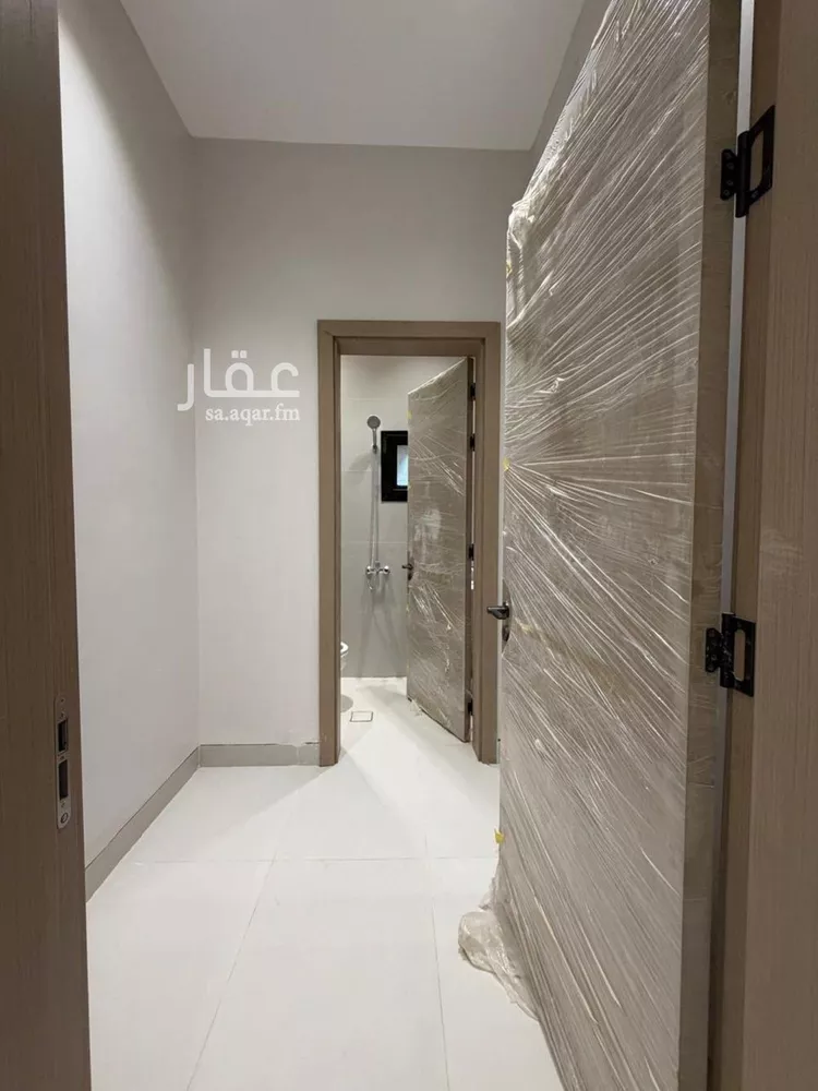 فيلا للبيع في شارع خليج تونس, حي المعيزيلة, مدينة الرياض, منطقة الرياض صورة 5