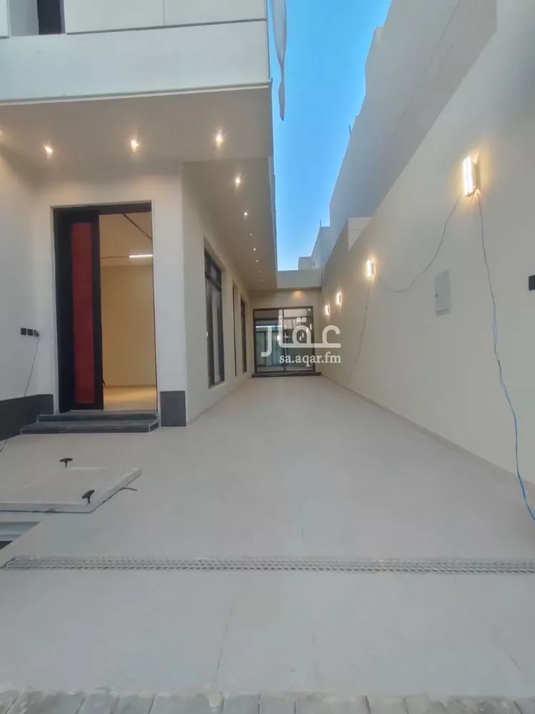 فيلا للبيع في شارع وادى الساحل, حي الرمال, مدينة الرياض, منطقة الرياض صورة 5