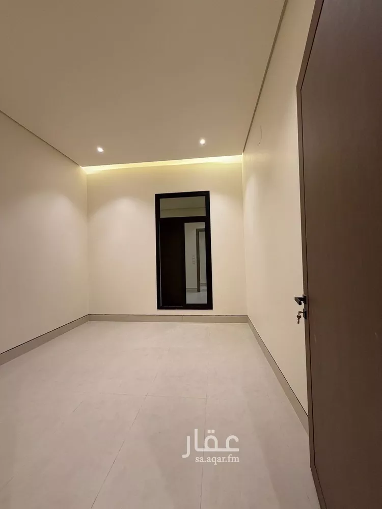 دور للبيع في شارع المحرس, حي المعيزيلة, مدينة الرياض, منطقة الرياض 12