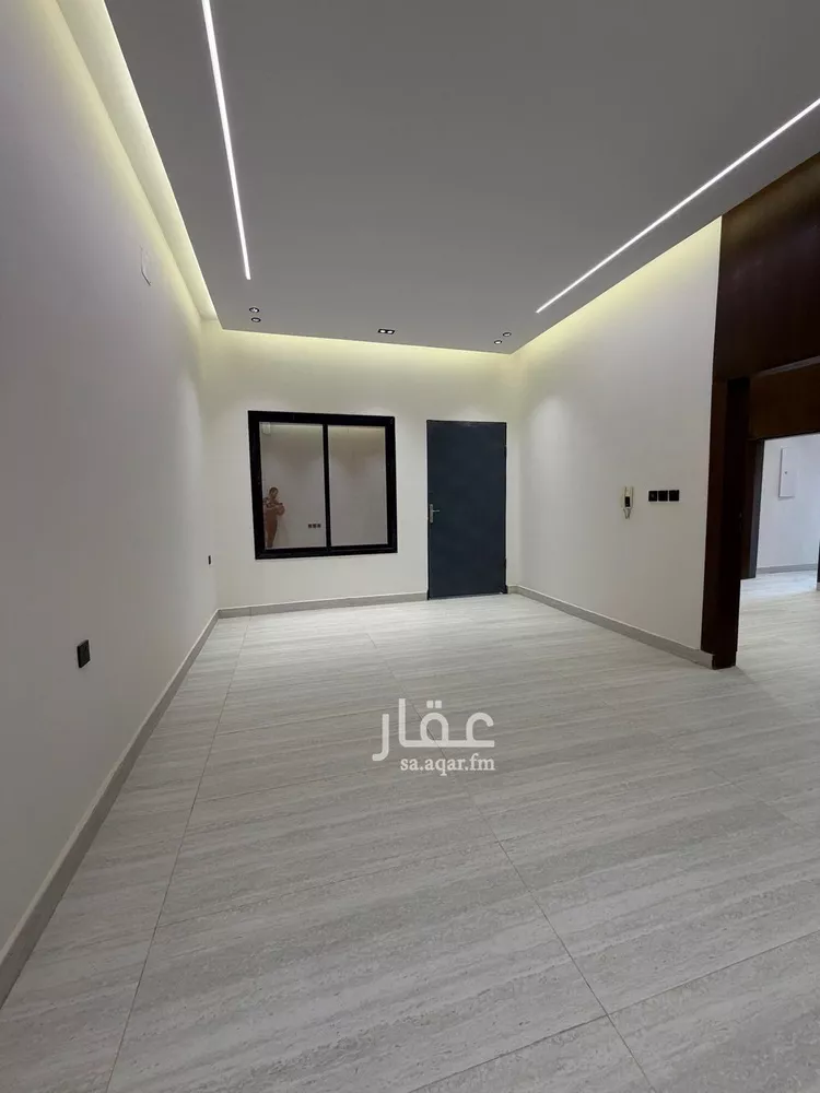 دور للبيع في شارع حاتم بن مفرح, حي الجنادرية, مدينة الرياض, منطقة الرياض صورة 5