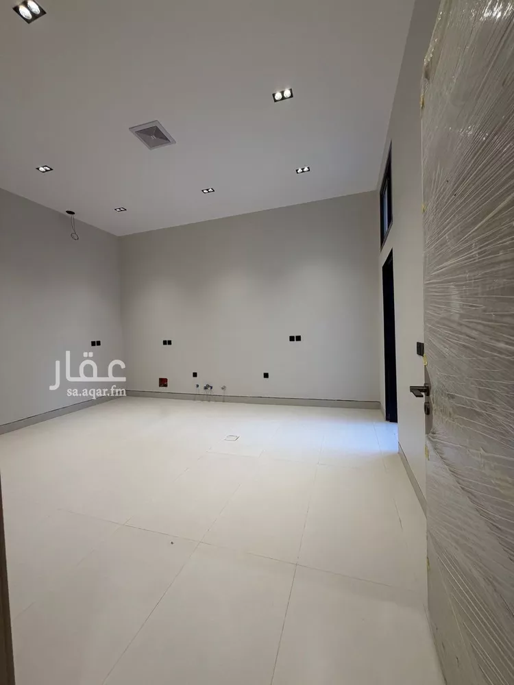 فيلا للبيع في شارع خليج تونس, حي المعيزيلة, مدينة الرياض, منطقة الرياض صورة 4