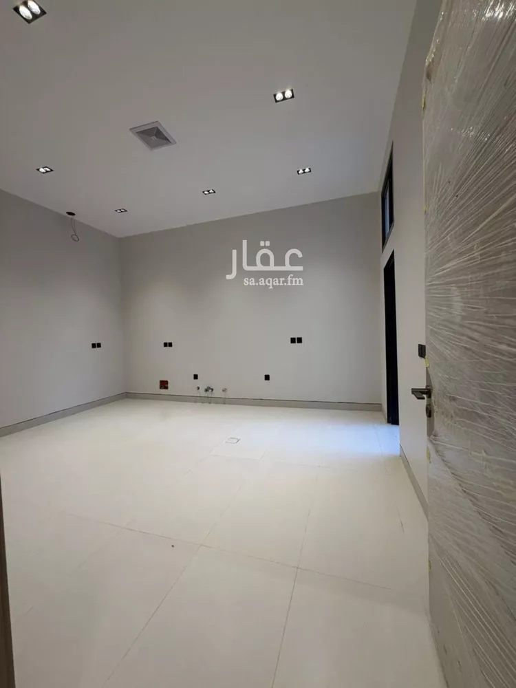 فيلا للبيع في شارع خليج تونس, حي المعيزيلة, مدينة الرياض, منطقة الرياض 7