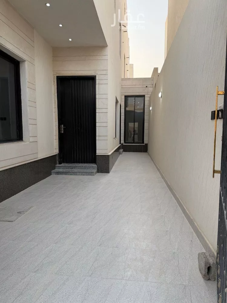 دور للبيع في شارع 303, حي الجنادرية, مدينة الرياض, منطقة الرياض صورة 3