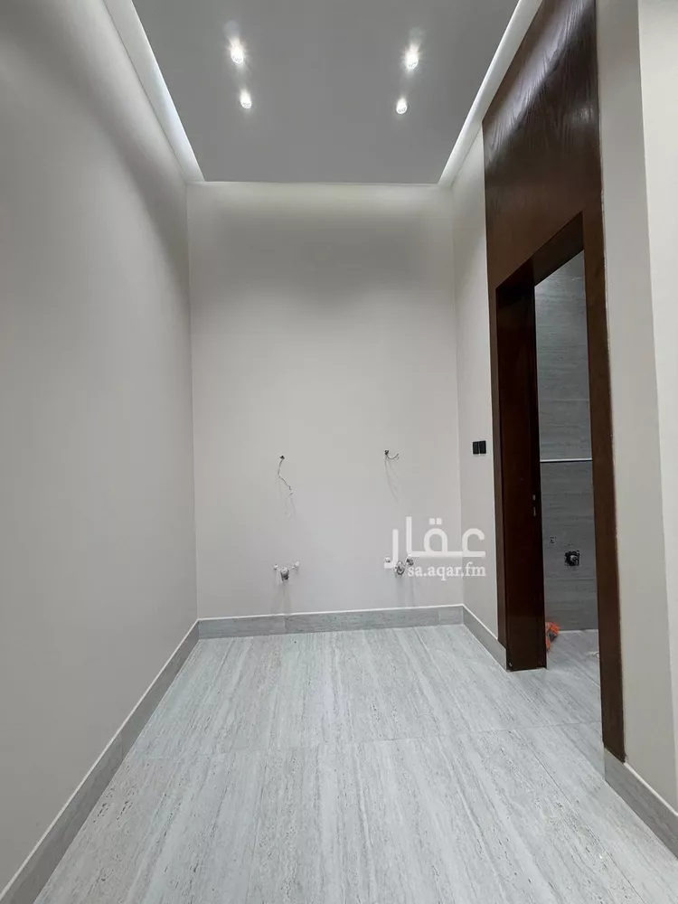 فيلا للبيع في شارع محمد بن شريك, حي البيان, مدينة الرياض, منطقة الرياض صورة 5