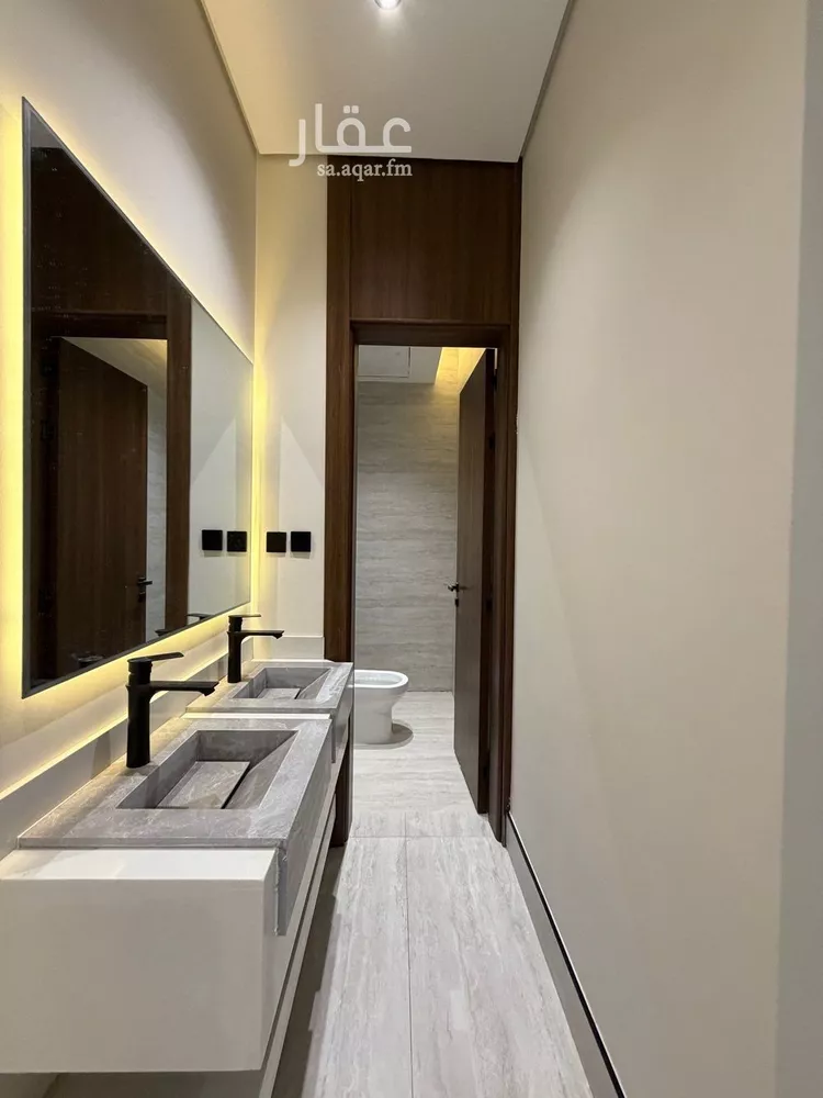 Floor for Sale in Riyadh Al Qadisiyah