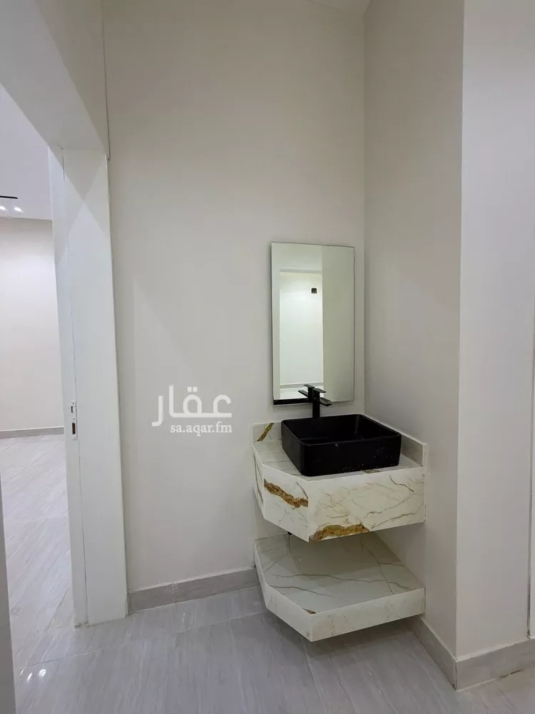دور للبيع في شارع 303, حي الجنادرية, مدينة الرياض, منطقة الرياض صورة 5