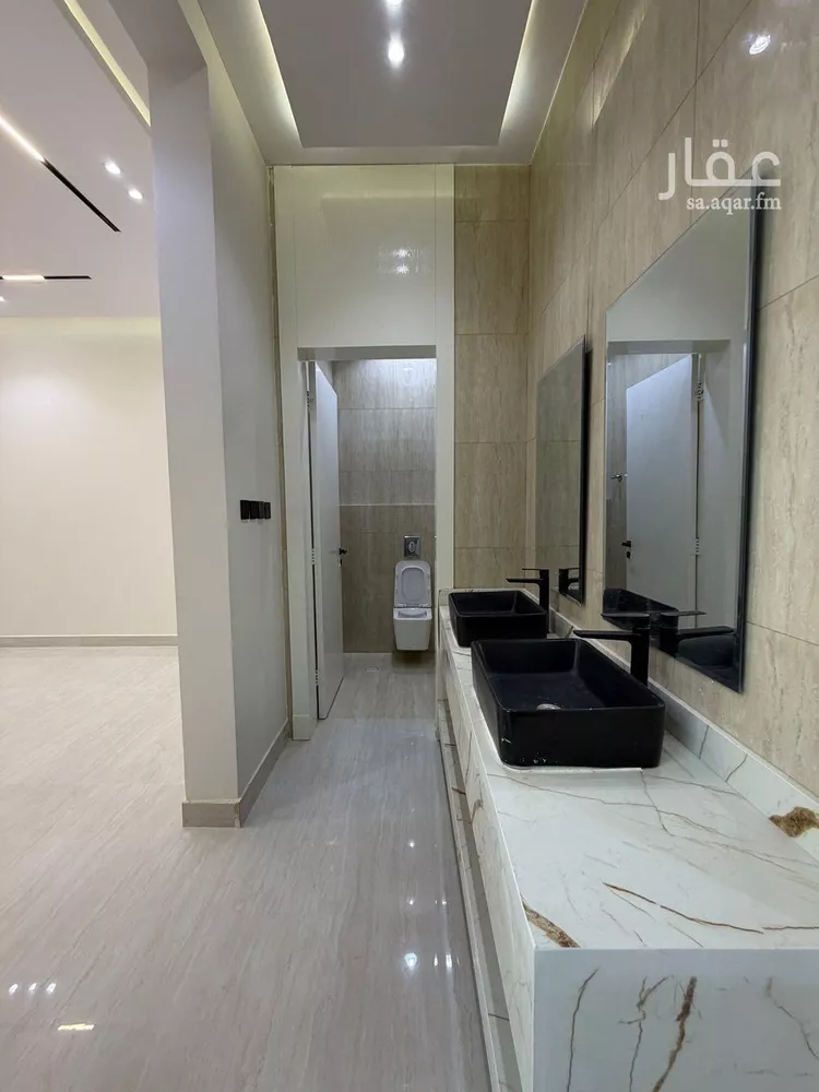 دور للبيع في شارع 303, حي الجنادرية, مدينة الرياض, منطقة الرياض 12