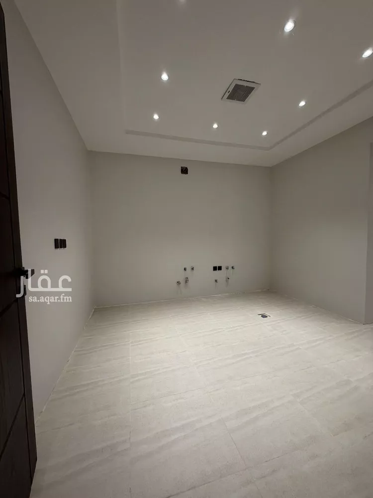 دور للبيع في شارع رقم 153, حي الجنادرية, مدينة الرياض, منطقة الرياض صورة 5
